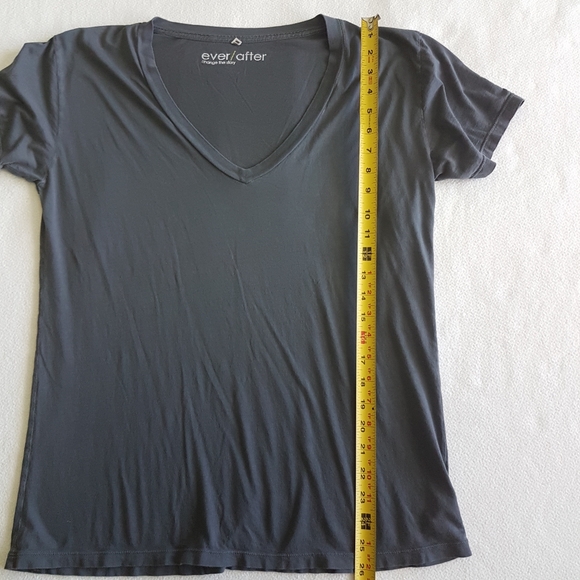 EVER/AFTER v-neck t-shirt - Picture 9 of 9